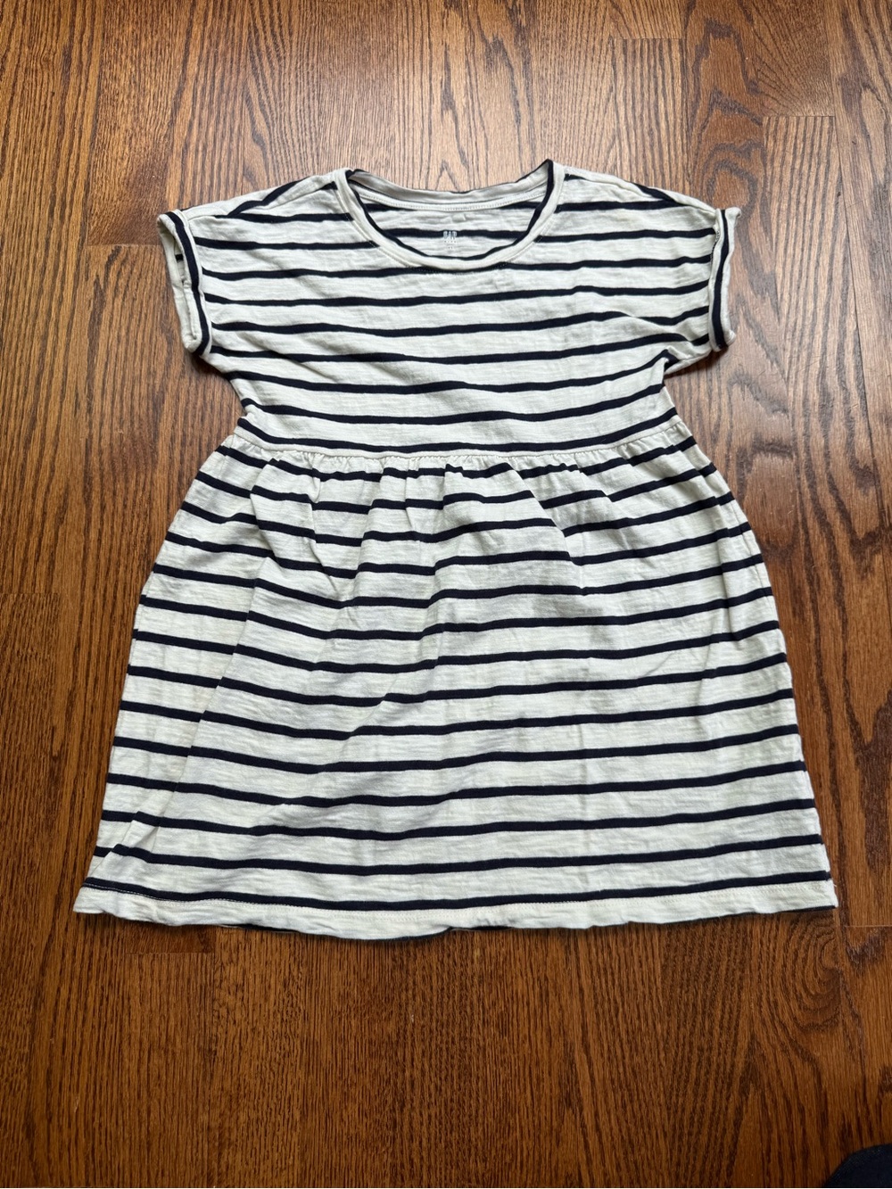 Gap Striped Short Sleeve Dress  4-5 Years